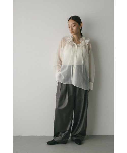 STYLEMIXER(スタイルミキサー)の「サテンワイドフォルムパンツ(スラックス・レディース・チャコールグレー/アイボリー/カーキ・SMALL/MEDIUM)」の16枚目の写真