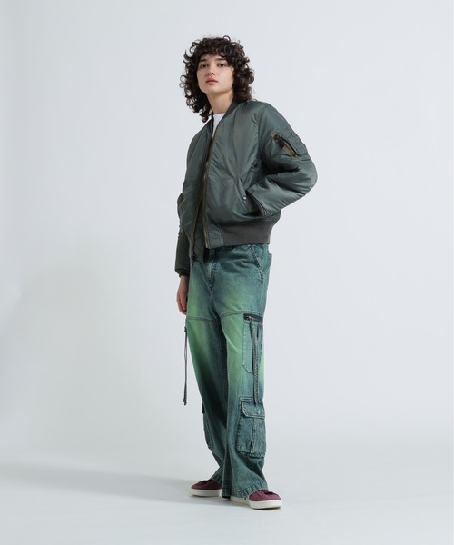 AVIREX(アヴィレックス)の「《直営店限定》MA-1 HERITAGE/MA-1ヘリテージ(MA-1・レディース・セージグリーン・F)」の4枚目の写真