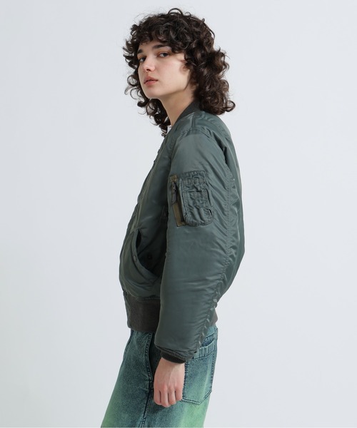 AVIREX(アヴィレックス)の「《直営店限定》MA-1 HERITAGE/MA-1ヘリテージ(MA-1・レディース・セージグリーン・F)」の5枚目の写真