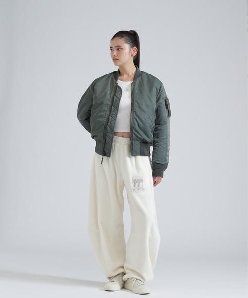 AVIREX(アヴィレックス)の「《直営店限定》MA-1 HERITAGE/MA-1ヘリテージ(MA-1・レディース・セージグリーン・F)」の15枚目の写真