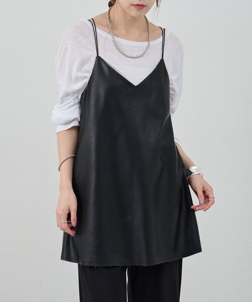 SHENERY(シーナリー)の「《レイヤードにも◎》レザーチュニックキャミ(シャツ/ブラウス・レディース・ブラック/ブラウン/オフホワイト・FREE)」の3枚目の写真