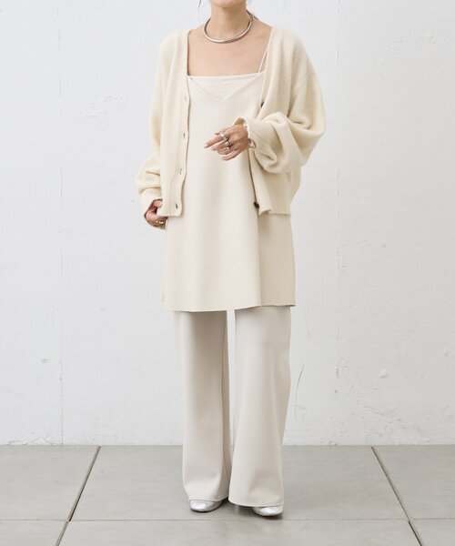 SHENERY(シーナリー)の「《レイヤードにも◎》レザーチュニックキャミ(シャツ/ブラウス・レディース・ブラック/ブラウン/オフホワイト・FREE)」の14枚目の写真