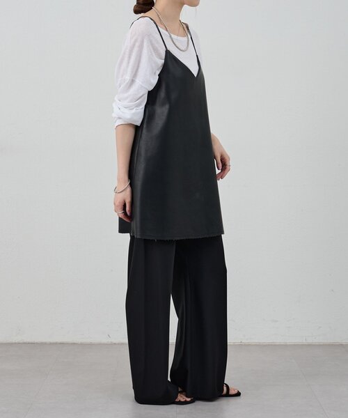 SHENERY(シーナリー)の「《レイヤードにも◎》レザーチュニックキャミ(シャツ/ブラウス・レディース・ブラック/ブラウン/オフホワイト・FREE)」の20枚目の写真