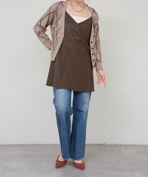 SHENERY(シーナリー)の「《レイヤードにも◎》レザーチュニックキャミ(シャツ/ブラウス・レディース・ブラック/ブラウン/オフホワイト・FREE)」の5枚目の写真