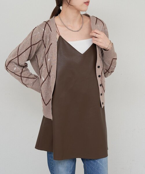 SHENERY(シーナリー)の「《レイヤードにも◎》レザーチュニックキャミ(シャツ/ブラウス・レディース・ブラック/ブラウン/オフホワイト・FREE)」の9枚目の写真