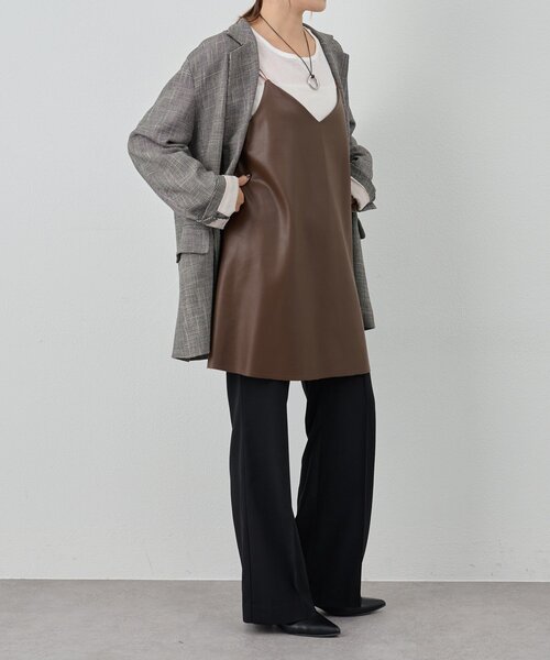 SHENERY 【美品】 【レイヤードに◎】 レザーチュニックキャミ　ブラック レイヤードにも◎》レザーチュニックキャミ（シャツ/ブラウス