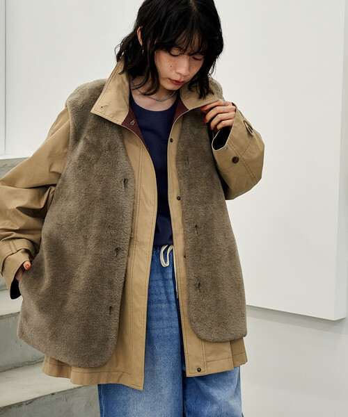 FREAK'S STORE（フリークスストア）の「【セットアイテム】マルチウェイ ボアベスト付き 配色 テントラインコート（トレンチコート・レディース・ブラック/ベージュ/ブラウン・ﾌﾘ-）」の3枚目の写真