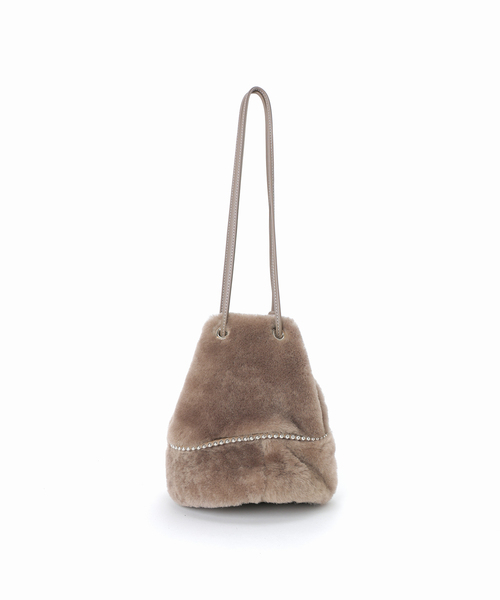 marco masi(マルコマージ)の「MARCO MASI/マルコマージ MOUTON BALL BAG(ハンドバッグ・レディース・ウッド/ベージュ系その他・FREE)」の13枚目の写真