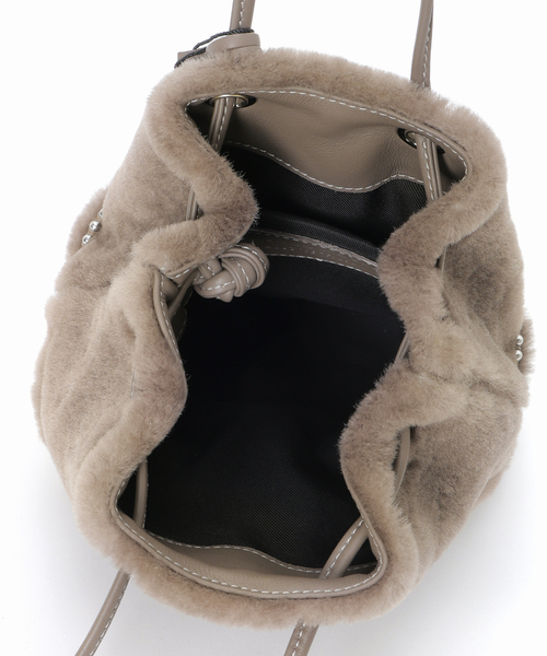 marco masi(マルコマージ)の「MARCO MASI/マルコマージ MOUTON BALL BAG(ハンドバッグ・レディース・ウッド/ベージュ系その他・FREE)」の15枚目の写真