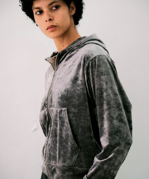 セール】ベロアクロップドジップパーカー【MADE IN JAPAN】（パーカー