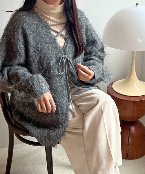 apres jour clair(アプレジュールクレア)の「【apres jour clair】シャギーレースアップニットカーディガン(カーディガン/ボレロ・レディース・グレー/クリーム/キャメル/ピンク系その他/ブラウン系その他/ベージュ/ピンク/グリーン/イエロー・フリー/X-LARGE)」の11枚目の写真