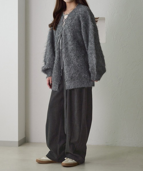 apres jour clair(アプレジュールクレア)の「【apres jour clair】シャギーレースアップニットカーディガン(カーディガン/ボレロ・レディース・グレー/クリーム/キャメル/ピンク系その他/ブラウン系その他/ベージュ/ピンク/グリーン/イエロー・フリー/X-LARGE)」の12枚目の写真