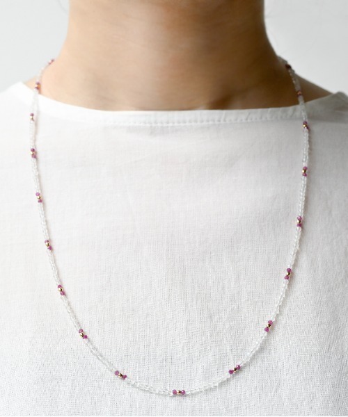 sowi（ソーイ）の「Talat　サヌック　ネックレス（ネックレス・レディース・ホワイト系その他2/ターコイズブルー/パープル/ホワイト系その他/ライトグリーン/サーモンピンク/レッド/ワインレッド・60cm）」の2枚目の写真