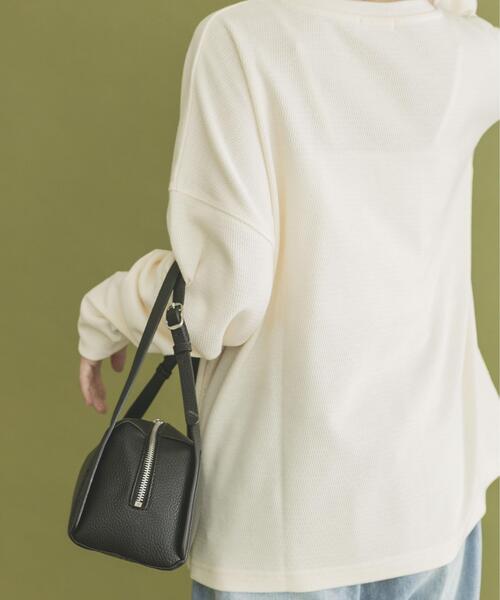 ITEMS URBANRESEARCH（アイテムズ アーバンリサーチ）の「ワッフルプリントロゴプルオーバー（Tシャツ/カットソー・レディース・アイボリー/チャコールグレー/モカ・FREE）」の7枚目の写真