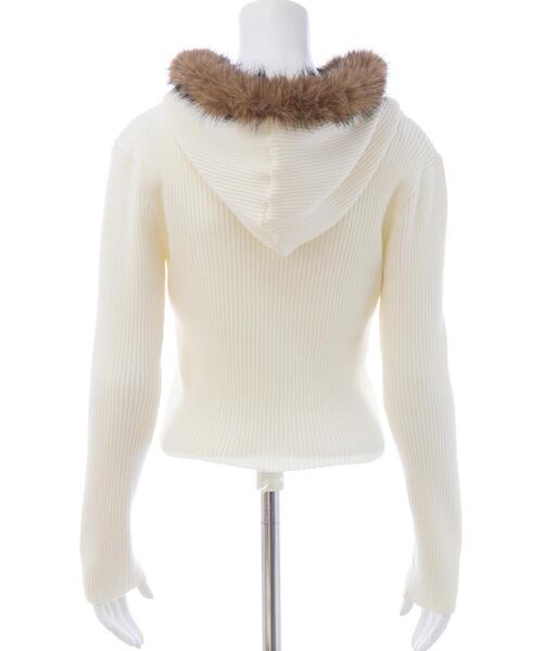 INGNI（イング）の「フェイクファー付ニットパーカー（パーカー・レディース・ブラック/オフホワイト/グレー/ブラウン・M）」の7枚目の写真