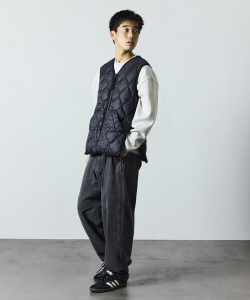 FREAK'S STORE（フリークスストア）の「限定展開 TAION/タイオン ミリタリー VネックWジップ ダウンベスト-ソフトシェル / TAION-001ALSZML-1（ダウンベスト・メンズ・ブラック/オリーブ・SMALL/MEDIUM/LARGE/X-LARGE）」の18枚目の写真