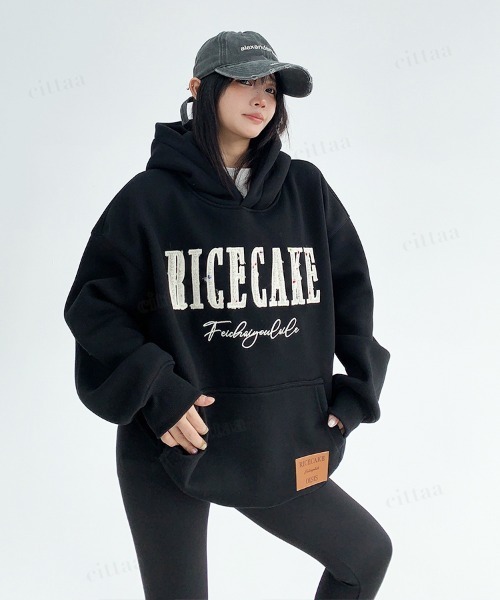 Dalfwin（ダールフィン）の「韓国ファッション　RICECAKEツイード刺繍ロゴフーディー（パーカー・レディース・ブラック/グレー・FREE）」の9枚目の写真