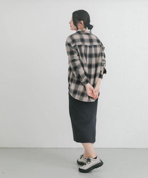 EKAL(エカル)の「製品染オンブレーチェックシャツ(シャツ/ブラウス・レディース・ブラウン/ベージュ系その他・ONE)」の22枚目の写真