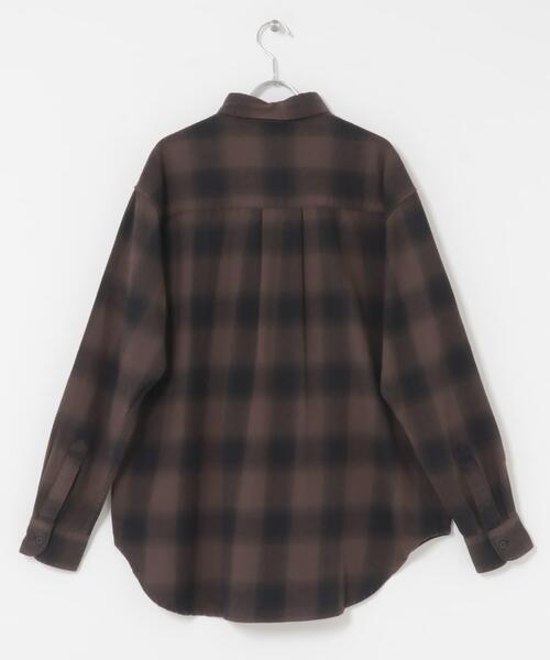 EKAL(エカル)の「製品染オンブレーチェックシャツ(シャツ/ブラウス・レディース・ブラウン/ベージュ系その他・ONE)」の6枚目の写真
