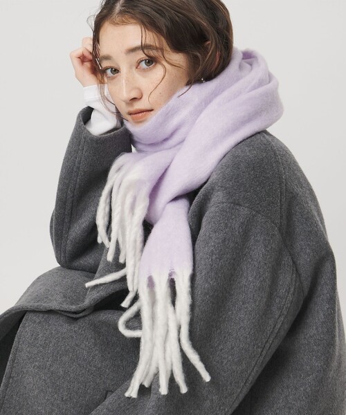 UNITED ARROWS(ユナイテッドアローズ)の「ブラッシュ加工 マフラー(マフラー・レディース・ライトグレー/オフホワイト/ライラック・FREE)」の3枚目の写真