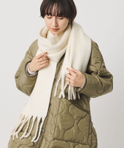 UNITED ARROWS(ユナイテッドアローズ)の「ブラッシュ加工 マフラー(マフラー・レディース・ライトグレー/オフホワイト/ライラック・FREE)」の2枚目の写真