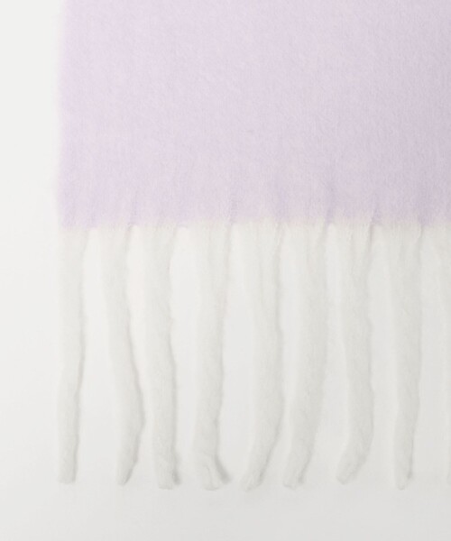 UNITED ARROWS(ユナイテッドアローズ)の「ブラッシュ加工 マフラー(マフラー・レディース・ライトグレー/オフホワイト/ライラック・FREE)」の6枚目の写真