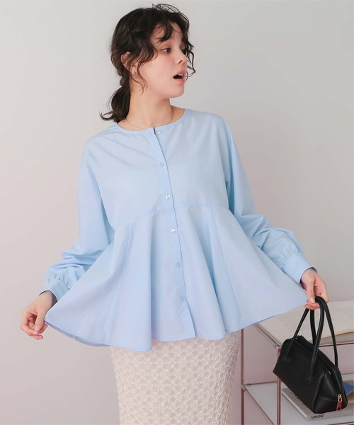 titivate（ティティベイト）の「フレアシルエットシャツ（シャツ/ブラウス・レディース・ネイビー/ライトブルー/ライトベージュ/オフホワイト・L/M/S）」の18枚目の写真