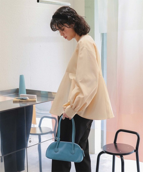 titivate（ティティベイト）の「フレアシルエットシャツ（シャツ/ブラウス・レディース・ネイビー/ライトブルー/ライトベージュ/オフホワイト・L/M/S）」の15枚目の写真