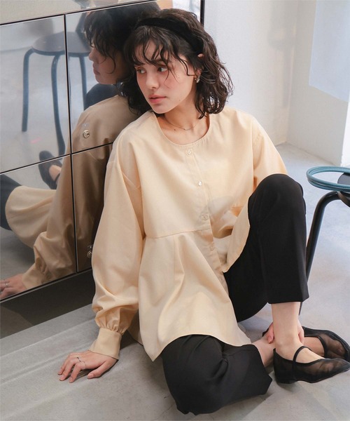 titivate（ティティベイト）の「フレアシルエットシャツ（シャツ/ブラウス・レディース・ネイビー/ライトブルー/ライトベージュ/オフホワイト・L/M/S）」の13枚目の写真