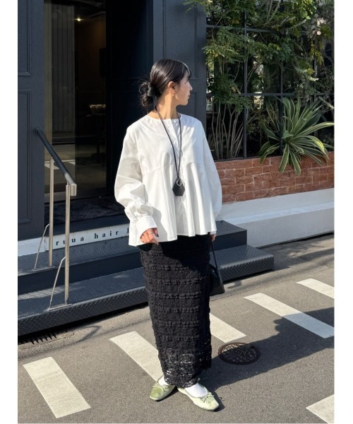 titivate（ティティベイト）の「フレアシルエットシャツ（シャツ/ブラウス・レディース・ネイビー/ライトブルー/ライトベージュ/オフホワイト・L/M/S）」の7枚目の写真