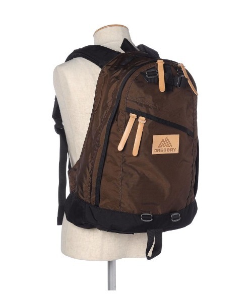 IL BISONTE（イルビゾンテ）の「IL BISONTE×GREGORY / DAY PACK / 2025 AUTUMN WINTER（バックパック/リュック・レディース・ブラウン・FREE）」の7枚目の写真