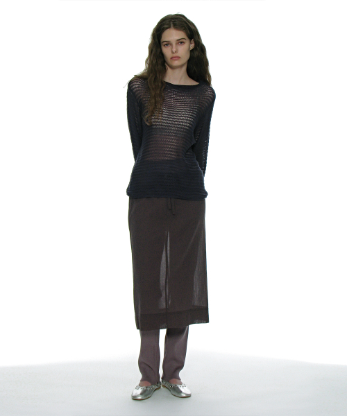 PARTIMENTO WOMEN(パルティメントウィメン)の「シアーミディスカート_チャコール(スカート・レディース・その他・SMALL/MEDIUM)」の4枚目の写真