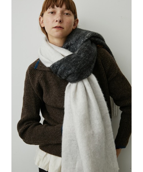 uyu.（ウユ）の「バイカラーボリュームフリンジマフラー（マフラー