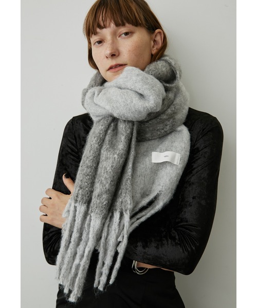 uyu.（ウユ）の「バイカラーボリュームフリンジマフラー（マフラー