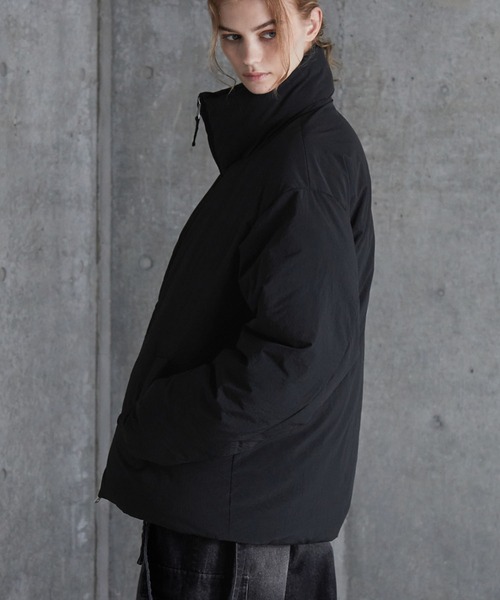 SERACE】Loose volume seamless high neck padded jacket / ルーズ