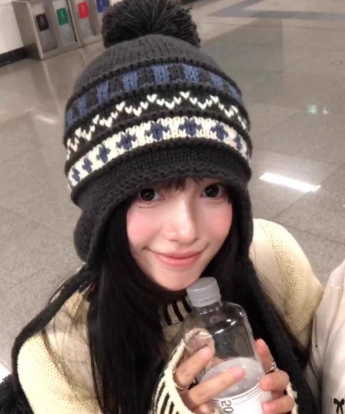 UP START（アップスタート）の「【LAMPOON】ノルディックポンポンビーニー（ニットキャップ/ビーニー・レディース・ホワイト/ブラウン/ブラック・FREE）」の2枚目の写真