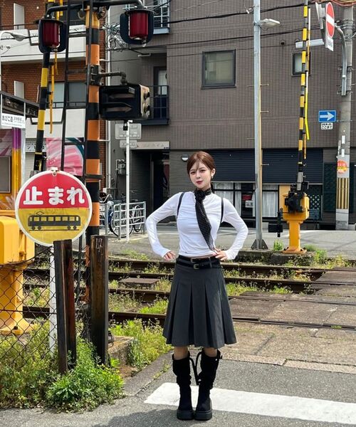 Midnight Move（ミッドナイトムーブ）の「2 belt skirt (brown)（スカート・レディース・その他・SMALL/MEDIUM）」の5枚目の写真