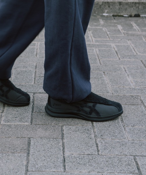 ASICS（アシックス）の「W LIFEWALKER HERITAGE　1242A023.001（スニーカー・レディース・ブラック・22.5cm/25.0cm/24.5cm/24.0cm/23.5cm/23.0cm）」の4枚目の写真