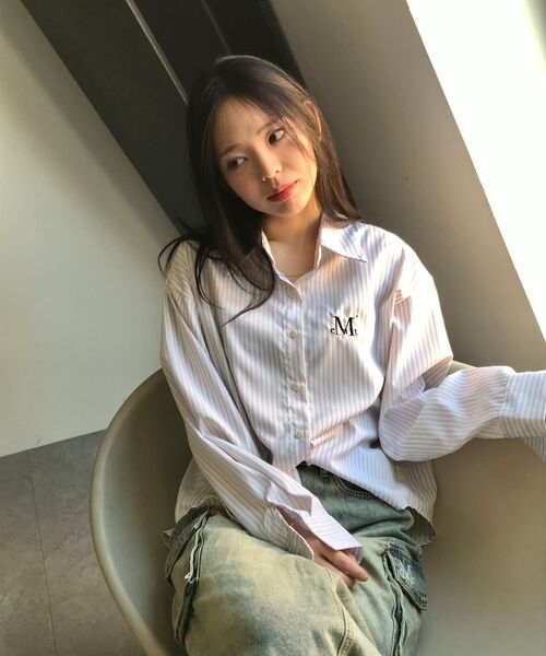 MUCENT(ムセント)の「ボナシグネチャーストライプシャツ (3カラー)(シャツ/ブラウス・レディース・ブルー/ライトベージュ/アイボリー・FREE)」の4枚目の写真