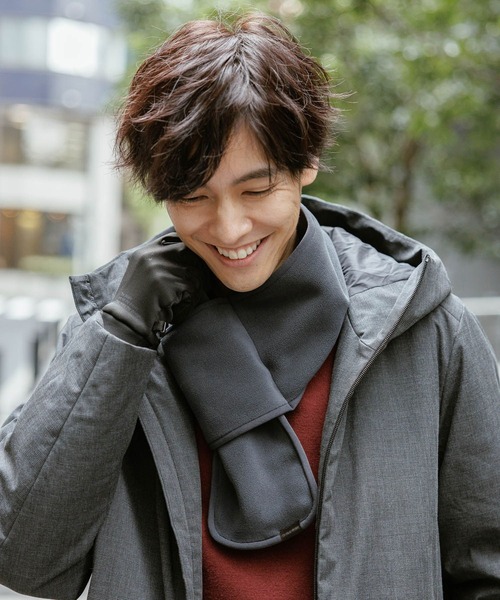 GLOBAL WORK(グローバルワーク)の「フリース差し込みマフラー/606778(ストール/ショール・メンズ・ブラック/ベージュ/チャコールグレー・FREE)」の5枚目の写真