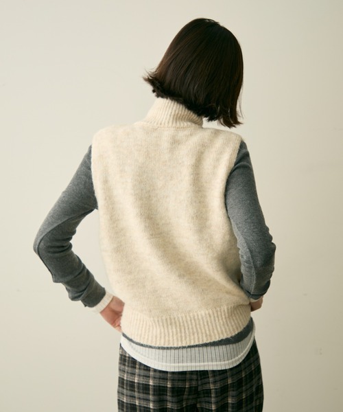full/fill.（フルフィル）の「high neck over knit vest / ハイネックオーバーニットベスト（ベスト・レディース・ダークグレー/ブラウン/アイボリー・FREE）」の9枚目の写真