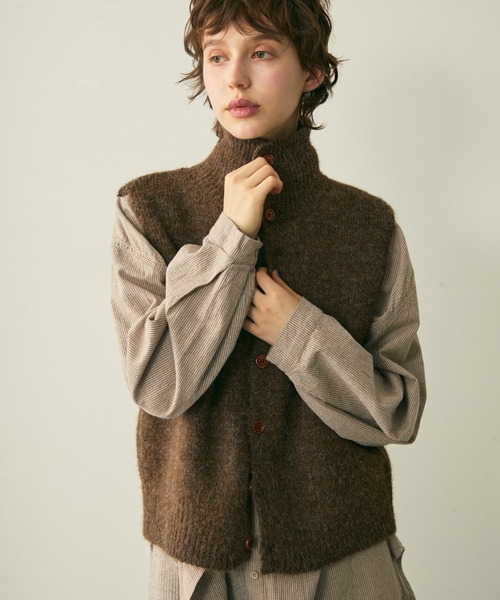 full/fill.（フルフィル）の「high neck over knit vest / ハイネックオーバーニットベスト（ベスト・レディース・ダークグレー/ブラウン/アイボリー・FREE）」の21枚目の写真