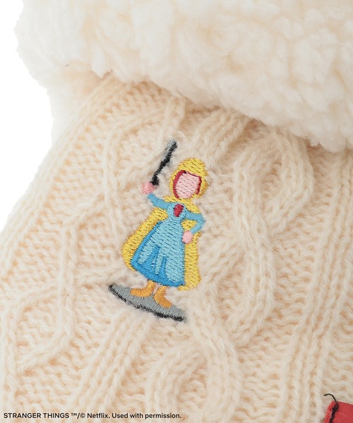 Green　Parks（グリーンパークス）の「■STRANGER THINGS×MINNETONKA 裏ボア刺繍ソックス（ソックス/靴下・レディース・ホワイト/グレー・FREE）」の9枚目の写真