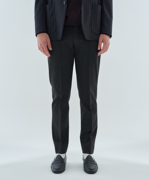 PT TORINO（ピーティートリノ）の「PT TORINO / NEW BERLIN ジャージーテーパードスラックス《ESTNATION EXCLUSIVE》（スラックス・メンズ・チャコールグレー/ブラック/ホワイト/グレー/ネイビー・48/50/46/44/52）」の6枚目の写真