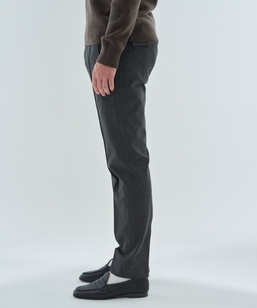 PT TORINO（ピーティートリノ）の「PT TORINO / NEW BERLIN ジャージーテーパードスラックス《ESTNATION EXCLUSIVE》（スラックス・メンズ・チャコールグレー/ブラック/ホワイト/グレー/ネイビー・48/50/46/44/52）」の18枚目の写真