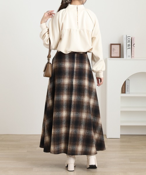Anna Nicola(アンナニコラ)の「Anna Nicola 布帛切替ダンボールプルオーバー(Tシャツ/カットソー・レディース・レッド/アイボリー・38)」の8枚目の写真