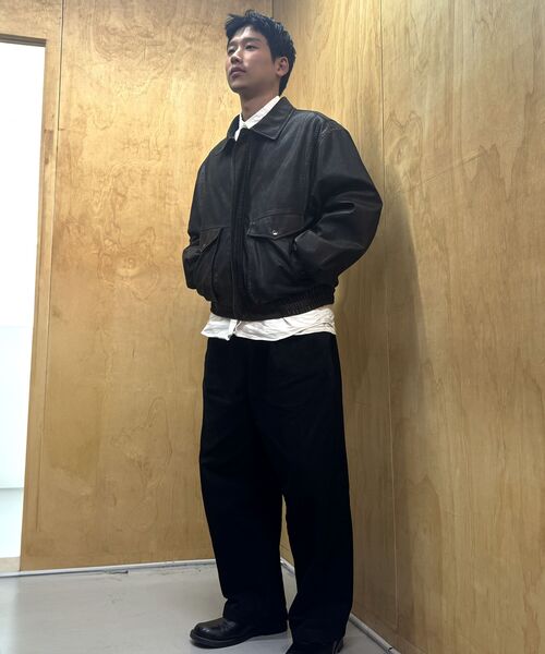 SUARE(スアレ)の「スモークレザーボンバージャケット(ライダースジャケット・レディース・ブラウン・MEDIUM/LARGE)」の3枚目の写真
