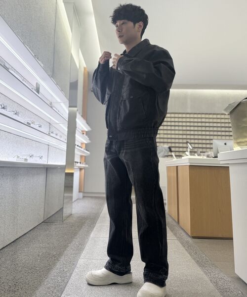SUARE(スアレ)の「スモークレザーボンバージャケット(ライダースジャケット・レディース・ブラウン・MEDIUM/LARGE)」の4枚目の写真