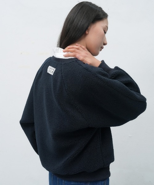 GENERAL IDEA(ジェネラルアイデア)の「【GENERAL IDEA】レースアップリケフリーストレーナー / FLEECE LACE APPLIQUE SWEATSHIRT(スウェット・レディース・ネイビー/ブラウン・S/M/L)」の10枚目の写真