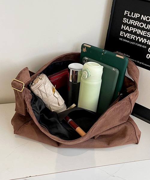 florist（フローリスト）の「【A4収納可・2WAY】フェイクスエードワンショルダーバッグ/トートバッグ（ショルダーバッグ・レディース・ブラック/キャメル/モスグリーン/ベージュ/モカ・FREE）」の7枚目の写真